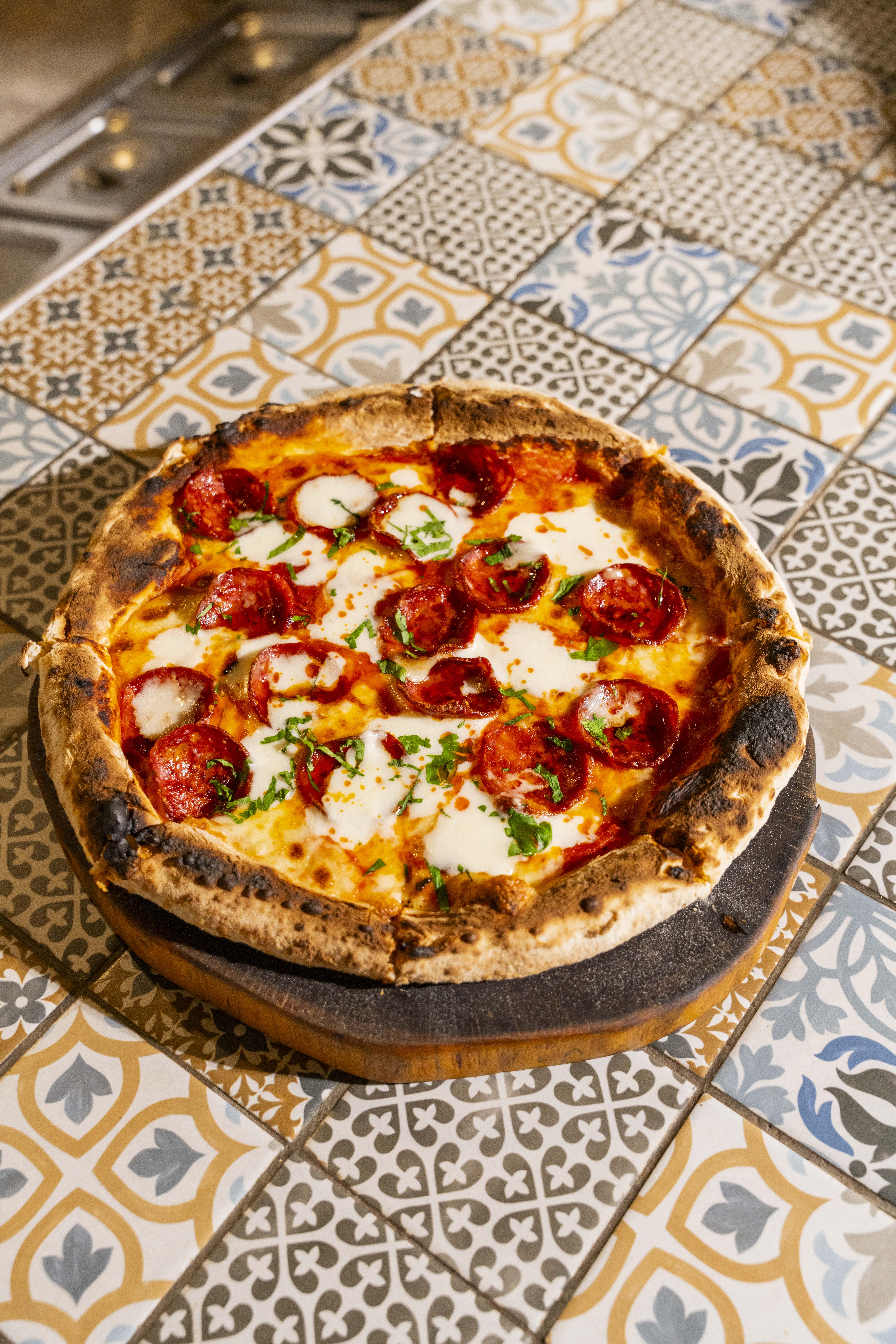 PIZZA AL PEPPERONI DI MANZO